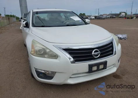 2014 Nissan Altima 2.5 Sv z USA, uszkodzony, nr VIN 1N4AL3AP0EC423908